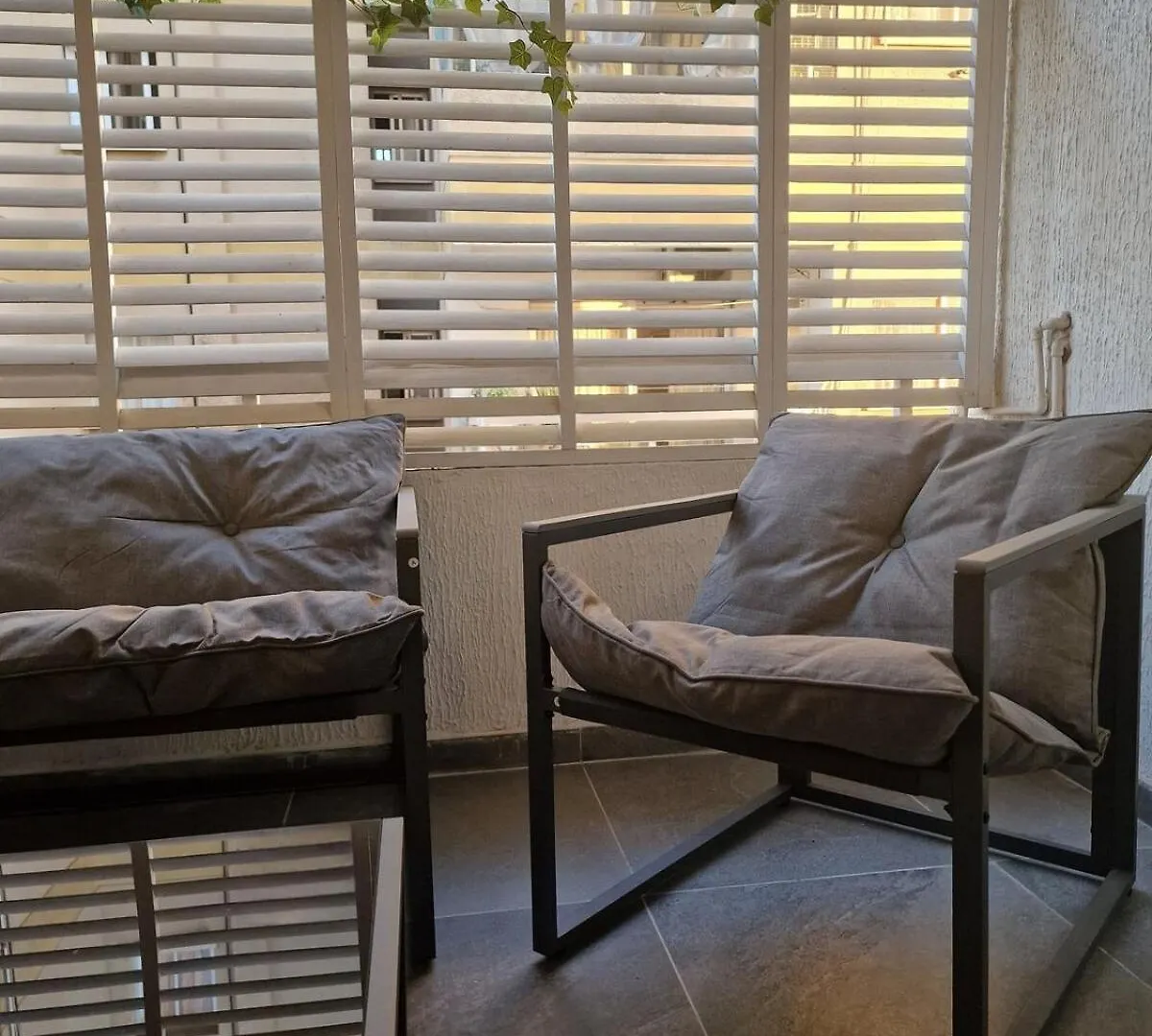 Cosy 2-Bedroom Apartment, 10 Minutes From The Beach Larnaca